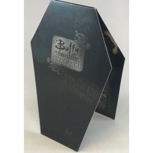 BOGO Buffy The Vampire Slayer How to Kill A Vampire card 1998